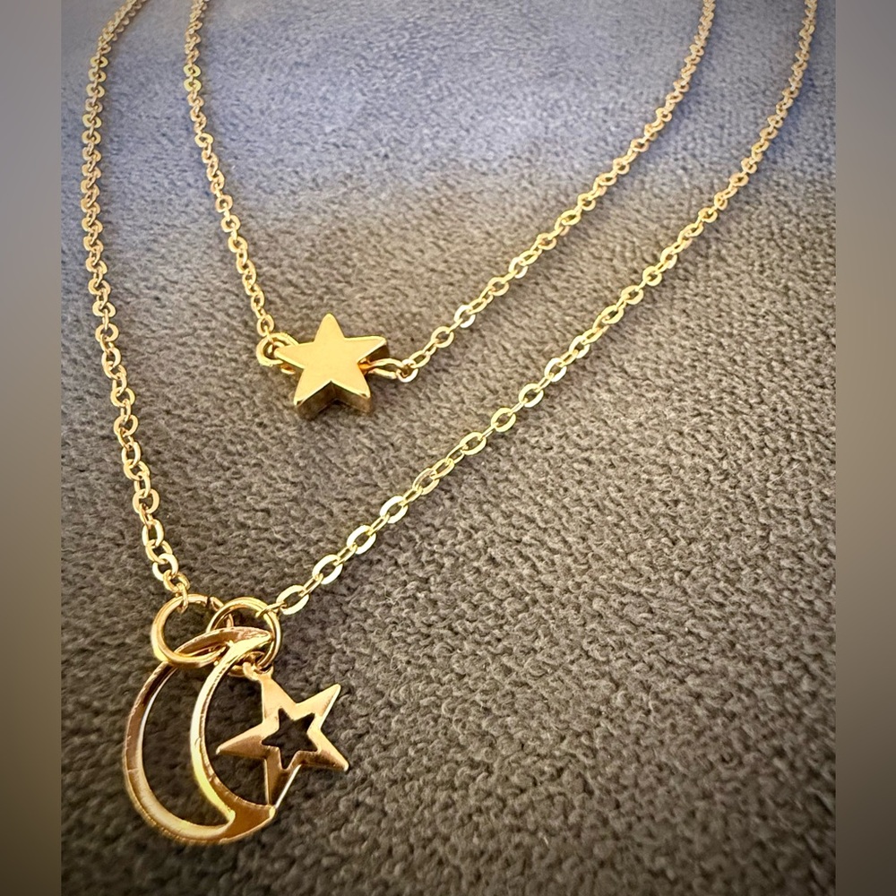 Gold Star & Crescent Layered Necklace - Women Jewelry - Picture 4 of 7